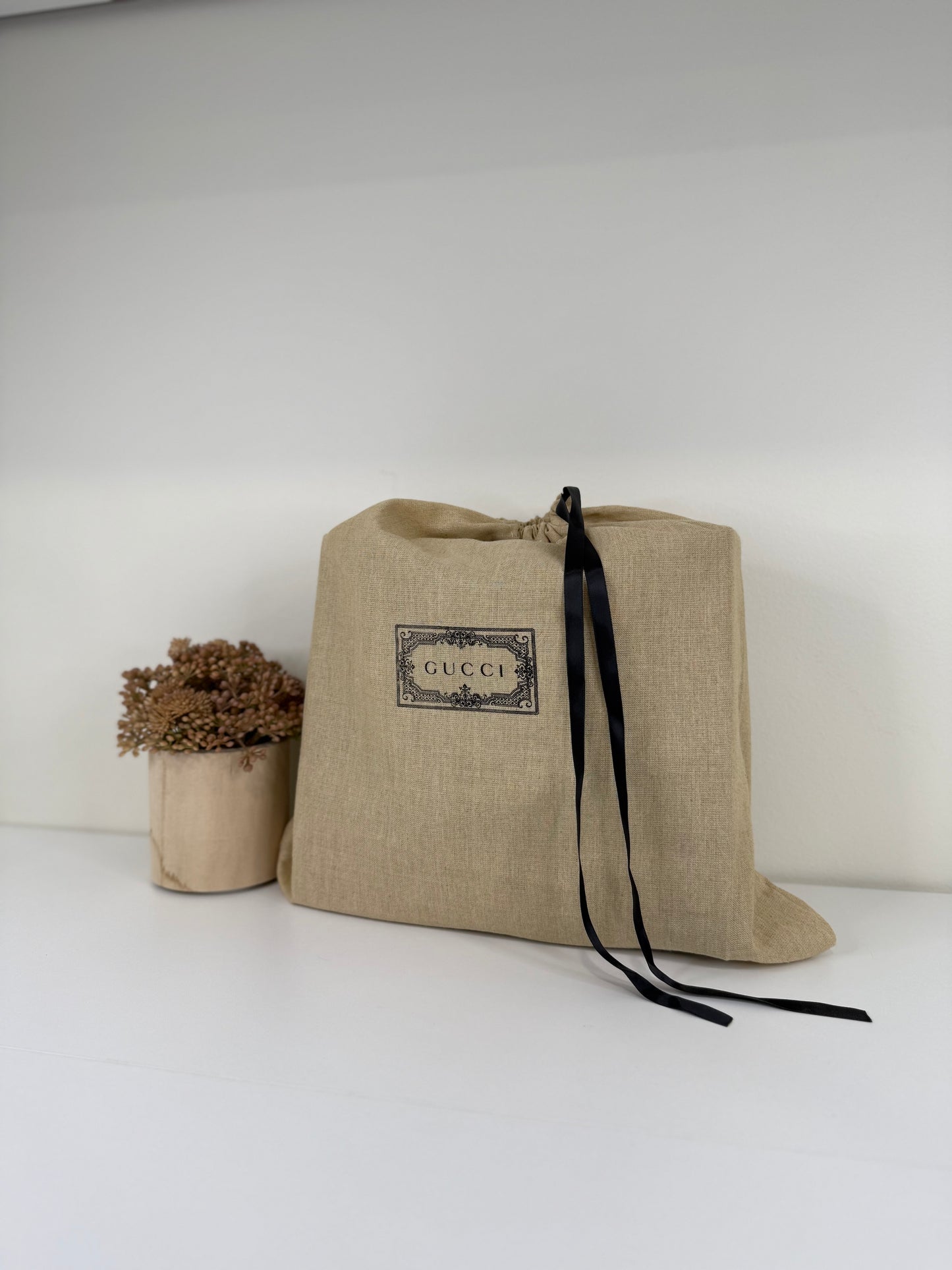 Rustic 10.5" 4.5" 9" Bag Natural Wood Handle and Structured Design
