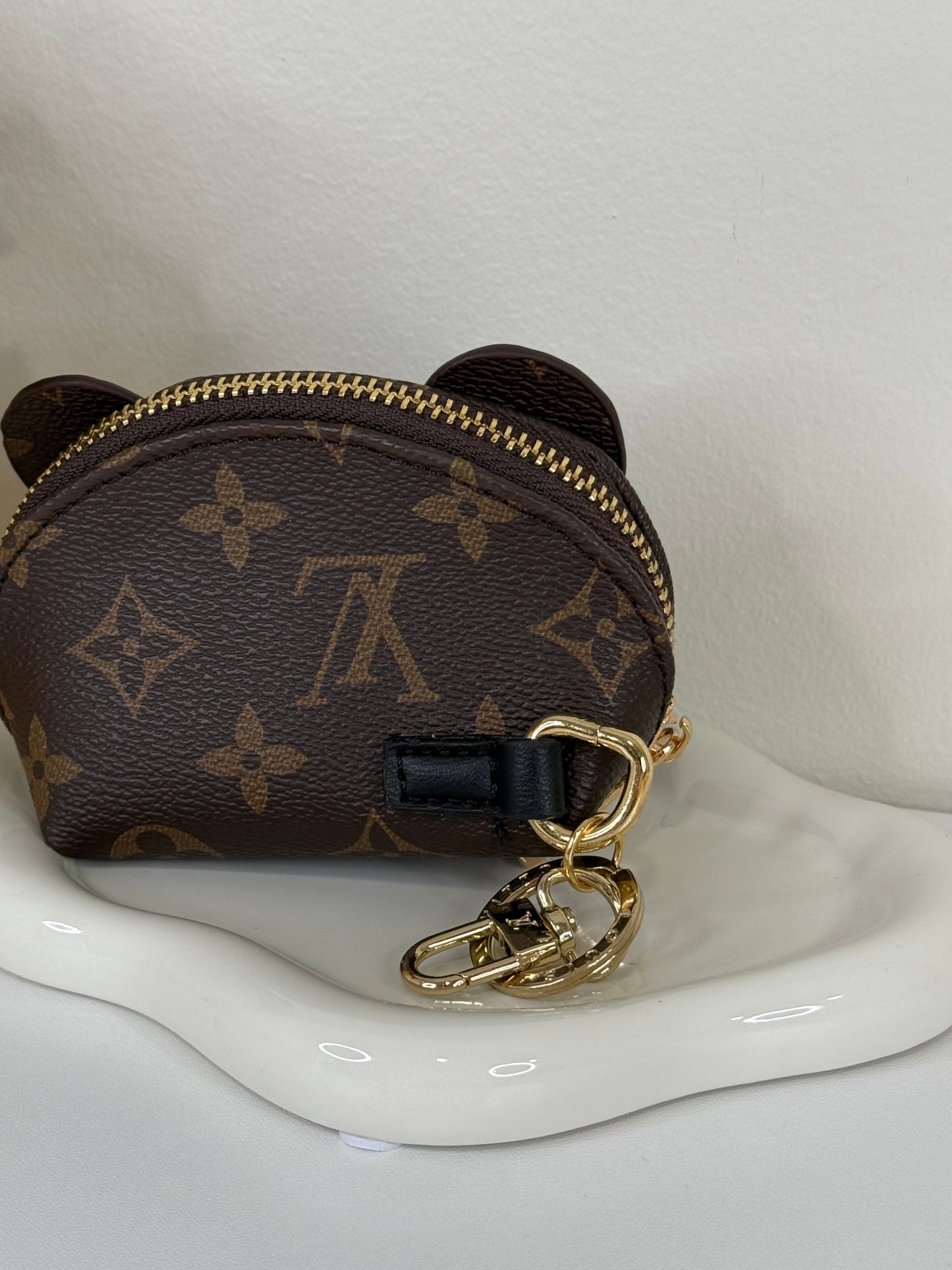 Artisanal 5" 2.5" 3" Elephant Coin Wallet with Compact Design