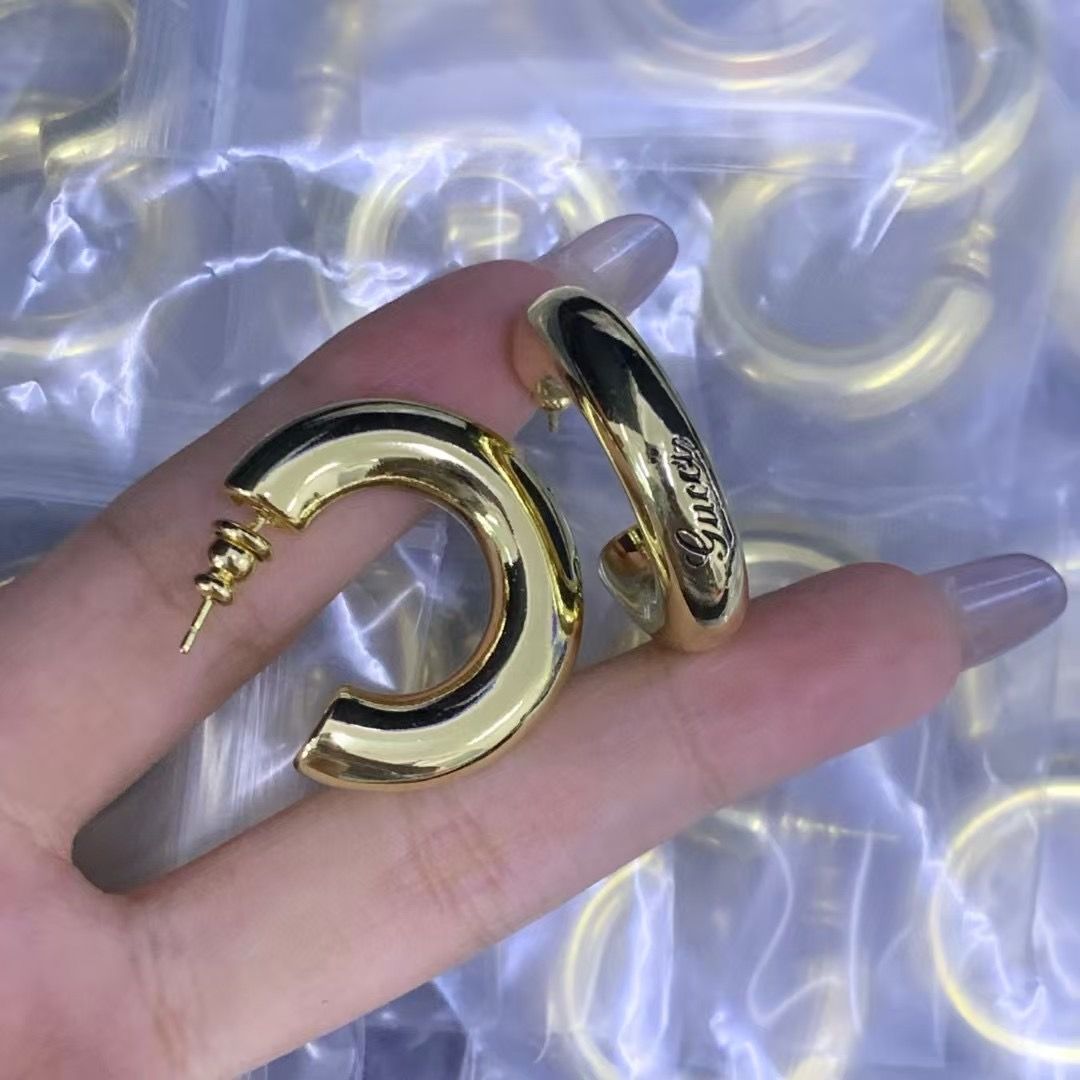 Sleek & Modern Huggie Style Hoops