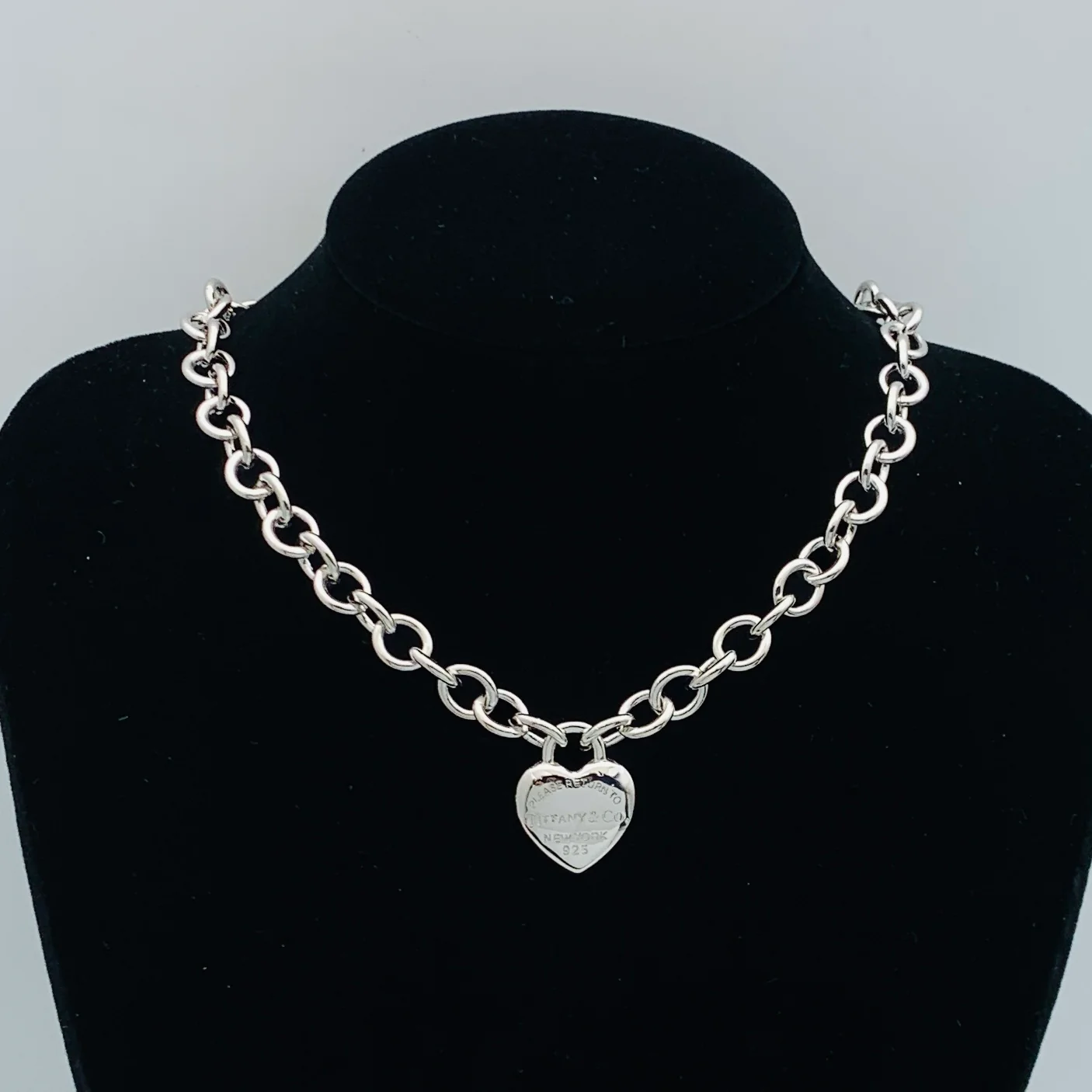 Luxury Gold-Tone Heart Tag Chain Necklace