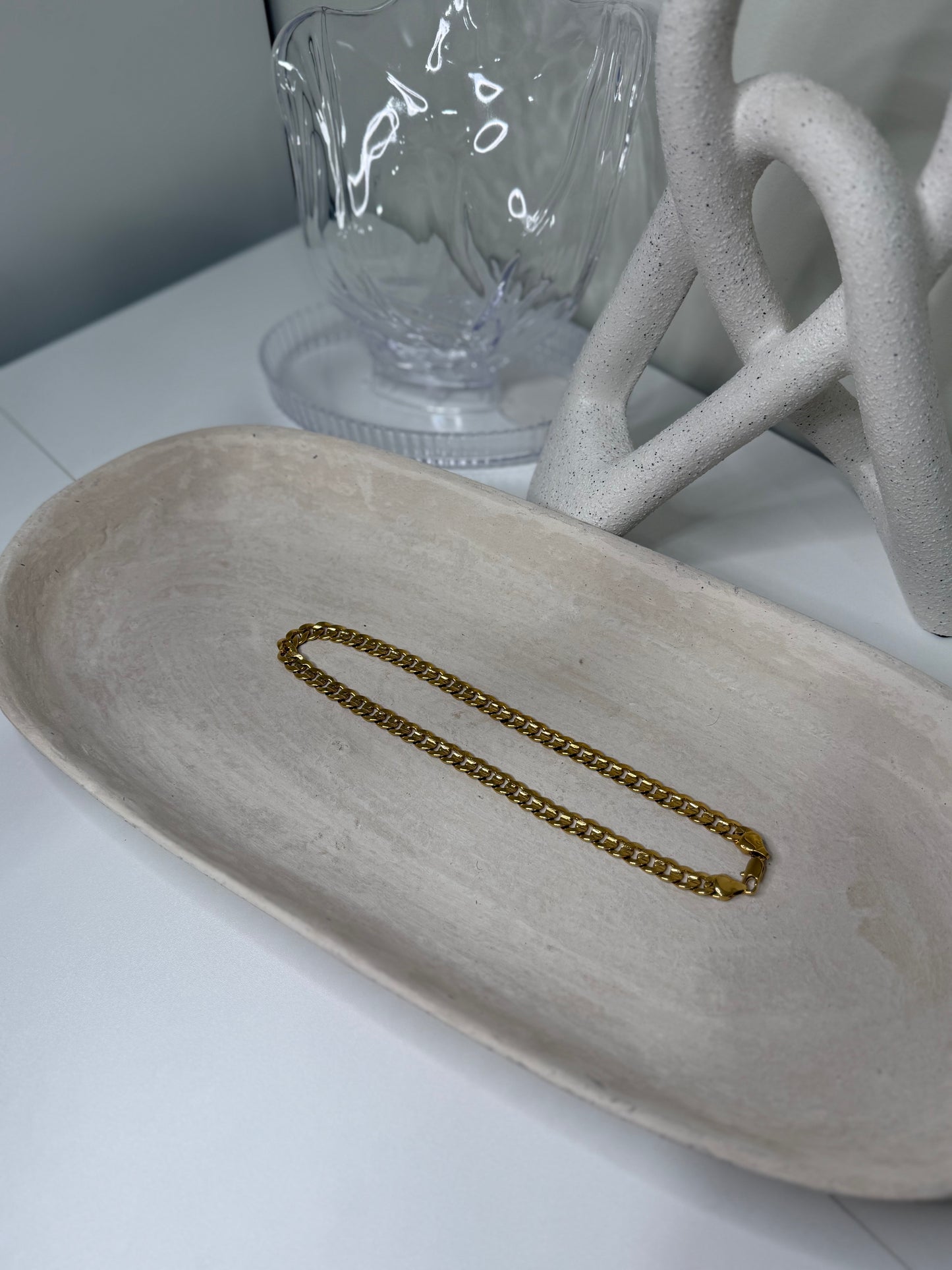 Statement Medium to Large Link Chain 9"1/2" Width Necklace in Lustrous Finish