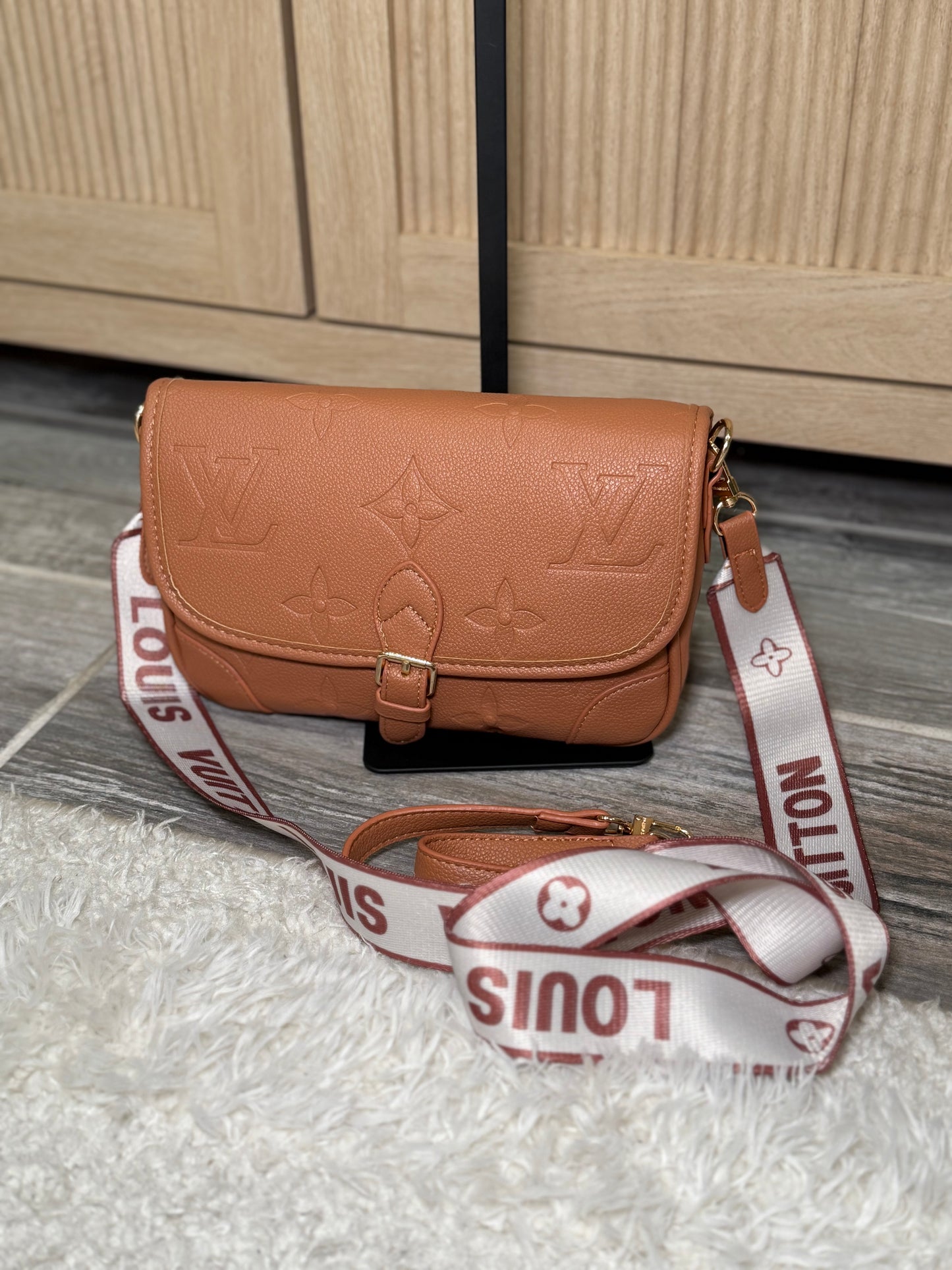 Chic Embossed Logo Shoulder Bag