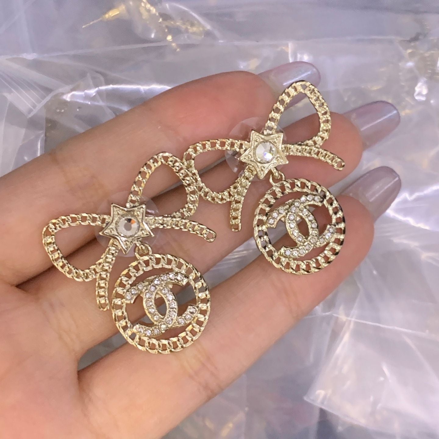 Luxurious Golden Bow Stud Dangle Earrings