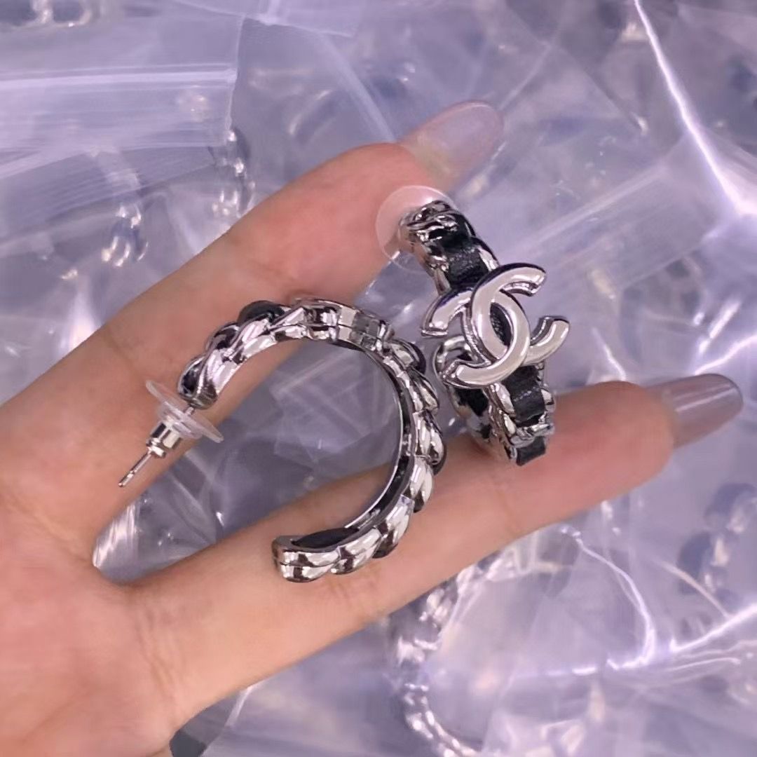 Intertwined Chain and C-Hoop Earrings