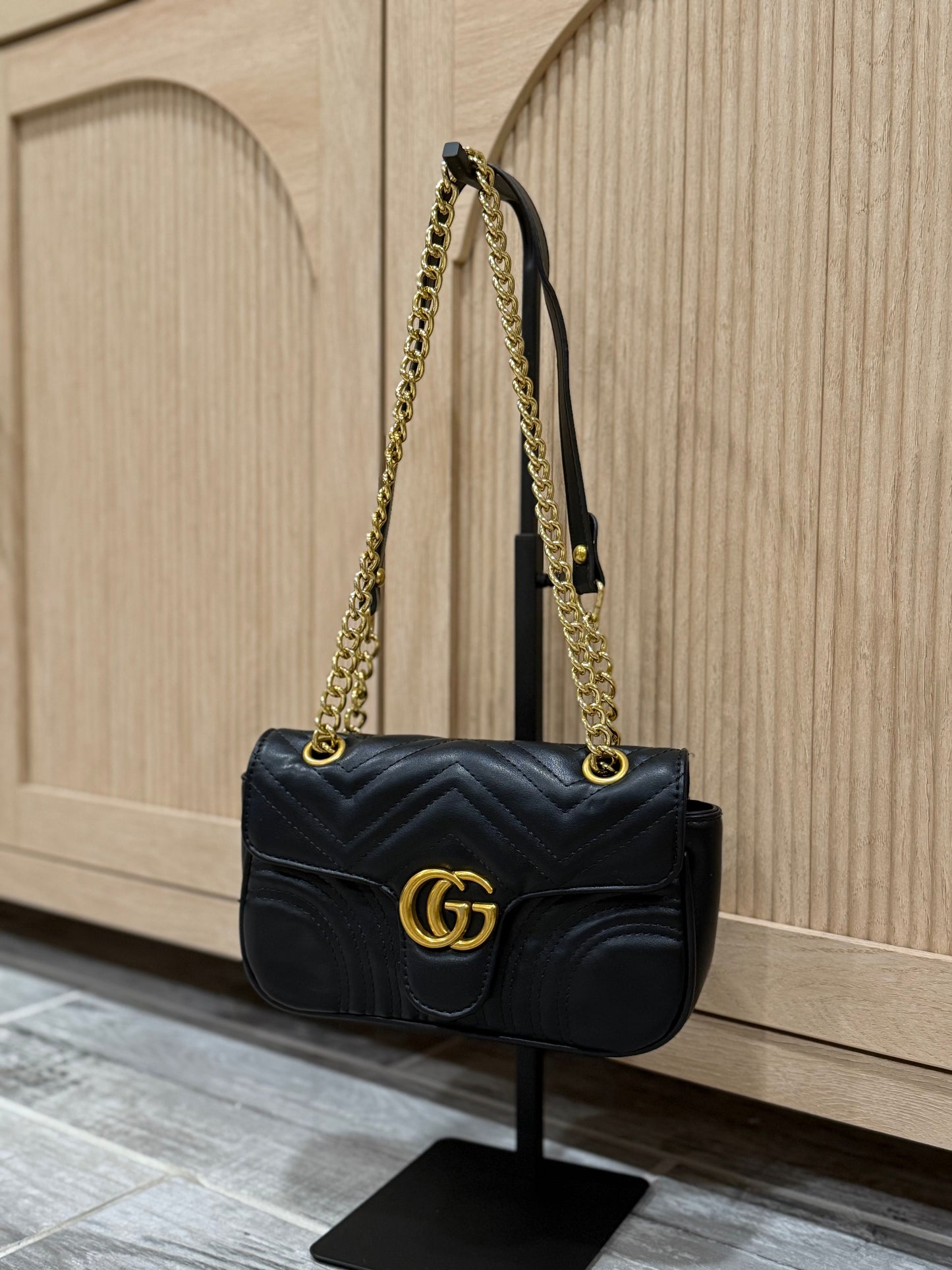 Luxurious Evening Bag with Signature Closure