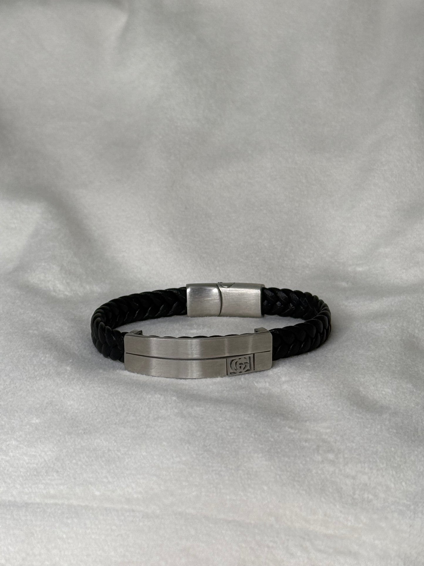 Modern Braided 7" 3/4" Bangle with Rectangle Accent