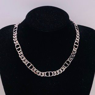 Modern Silver Link Choker Necklace