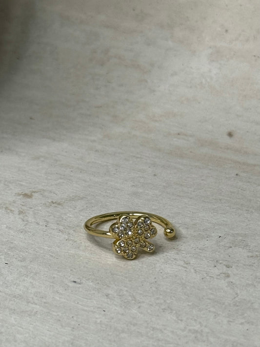 Timeless Encrusted Clover Ring in 7/8" Width