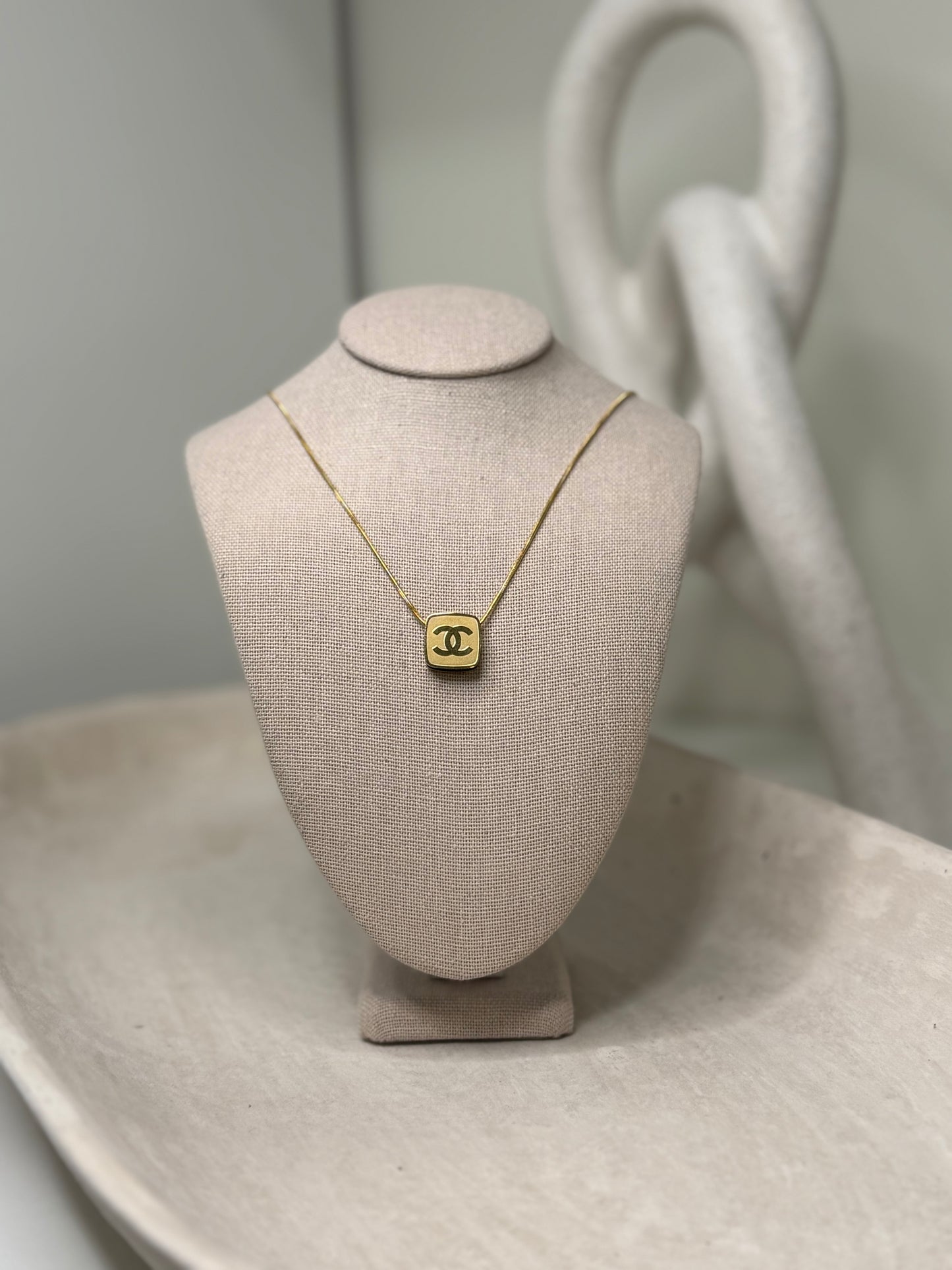 Square Logo 8" 1/4" Length Necklace with Cable Chain