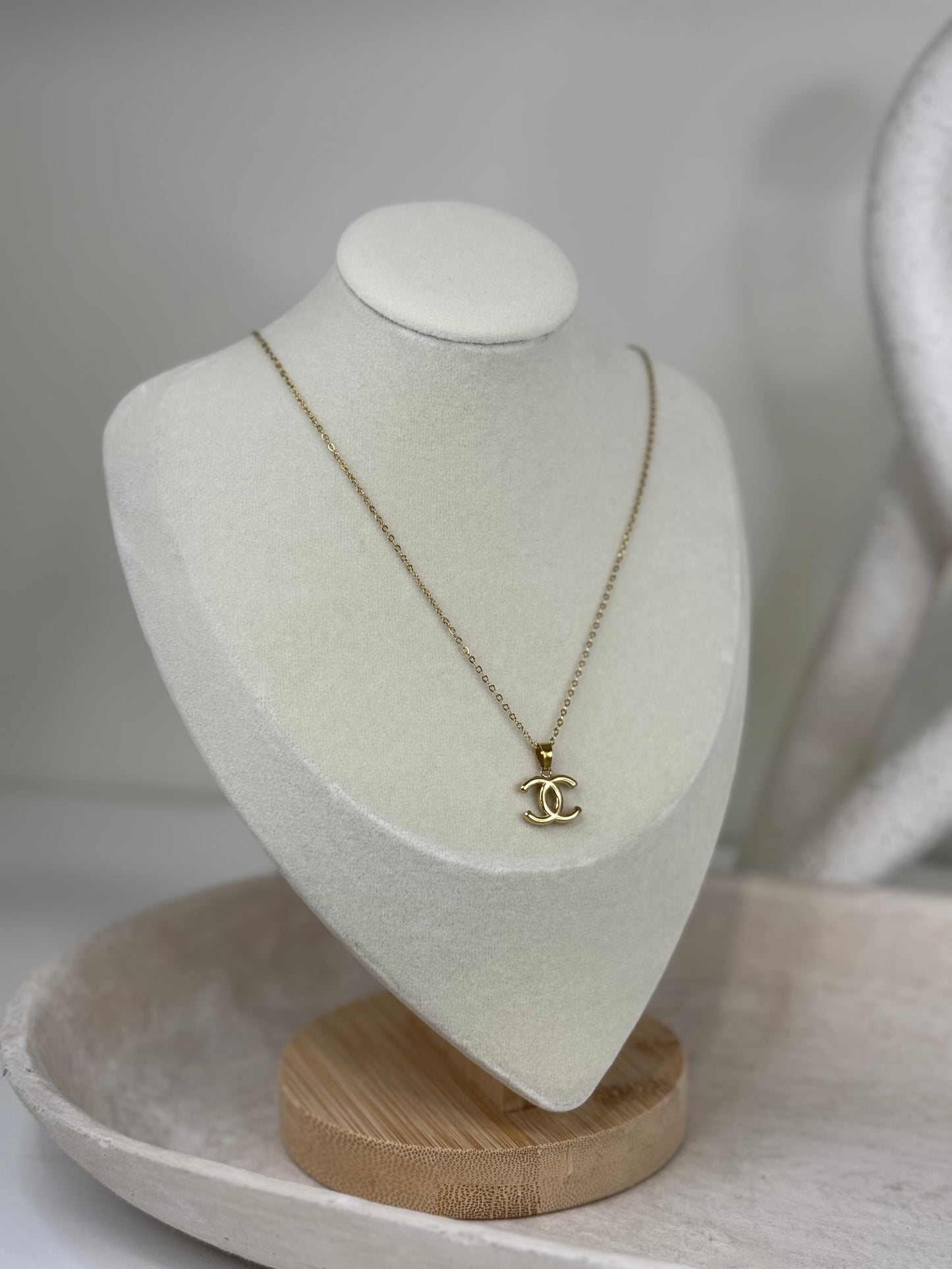 Classic Toned Logo 9"3/4" Necklace with Delicate Chain