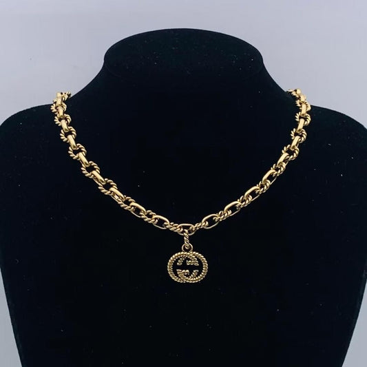Vintage Style Chunky Gold Chain Choker with Medallion Charm