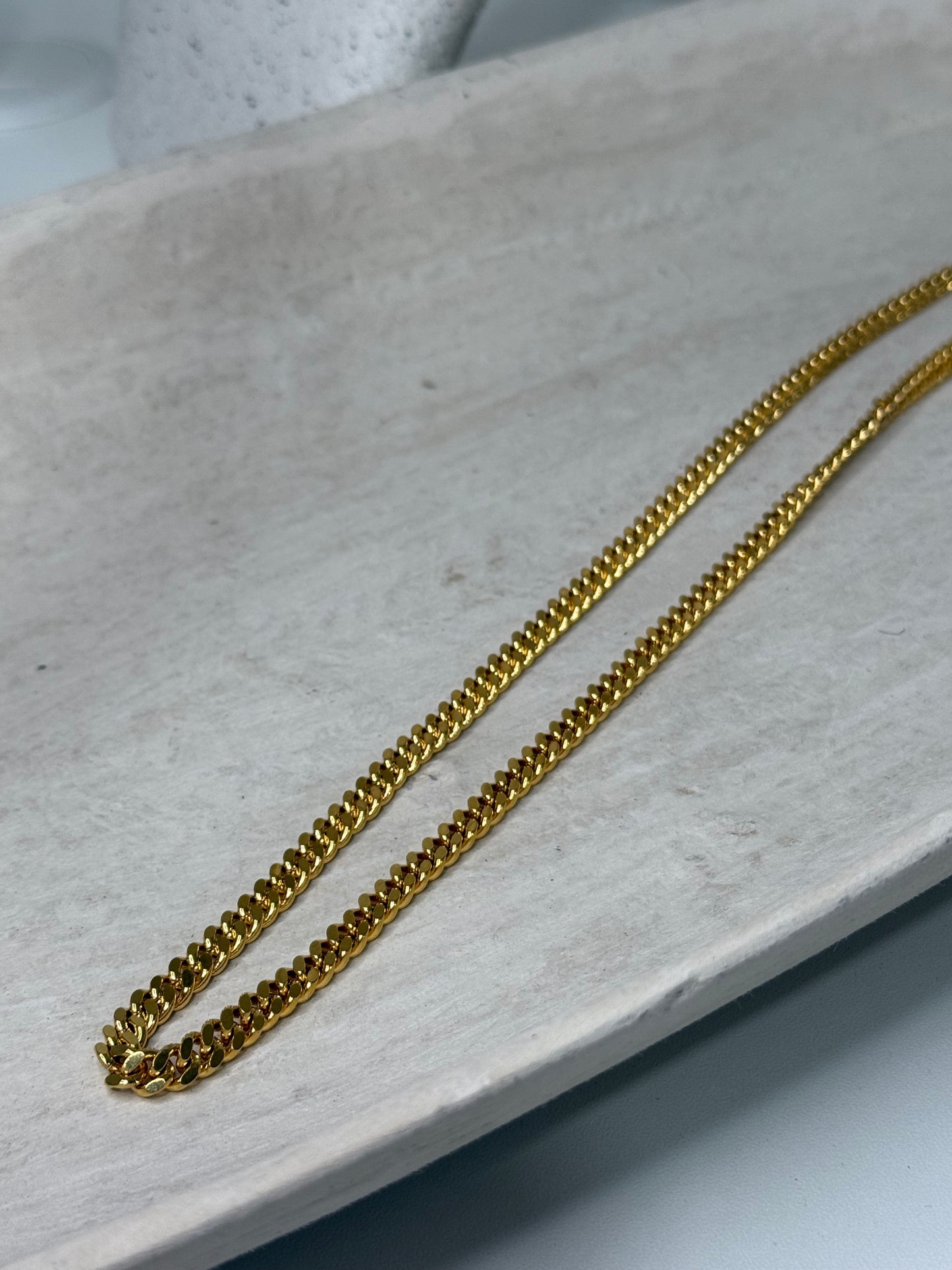 Understated 12"1/2" Width Necklace with Fine Small Link Chain Design