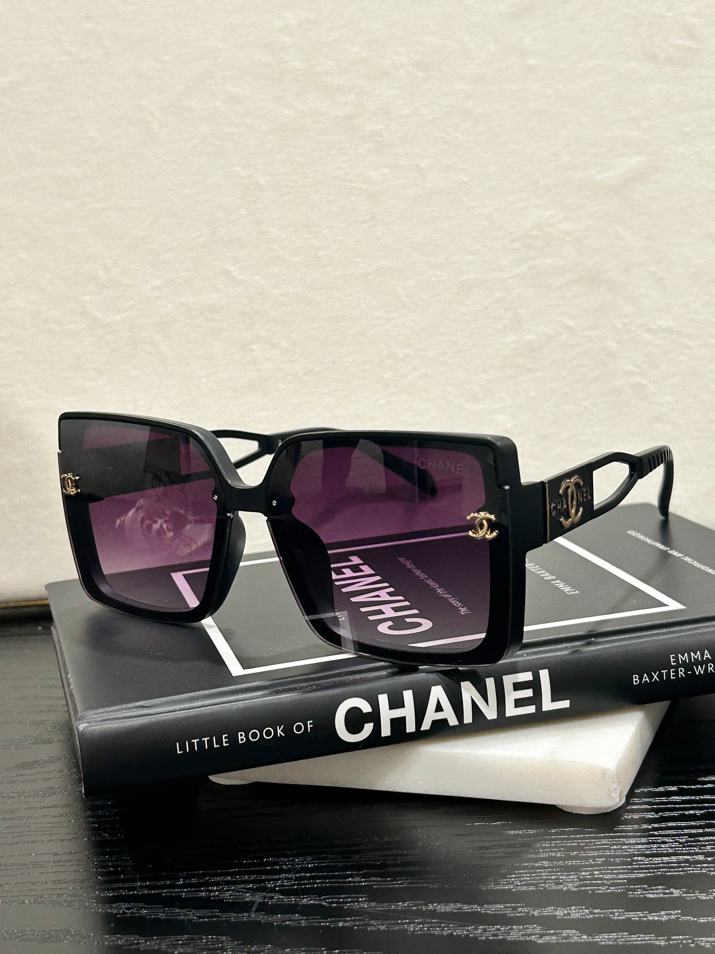 Glamorous Square Frame Gradient Lens Shades