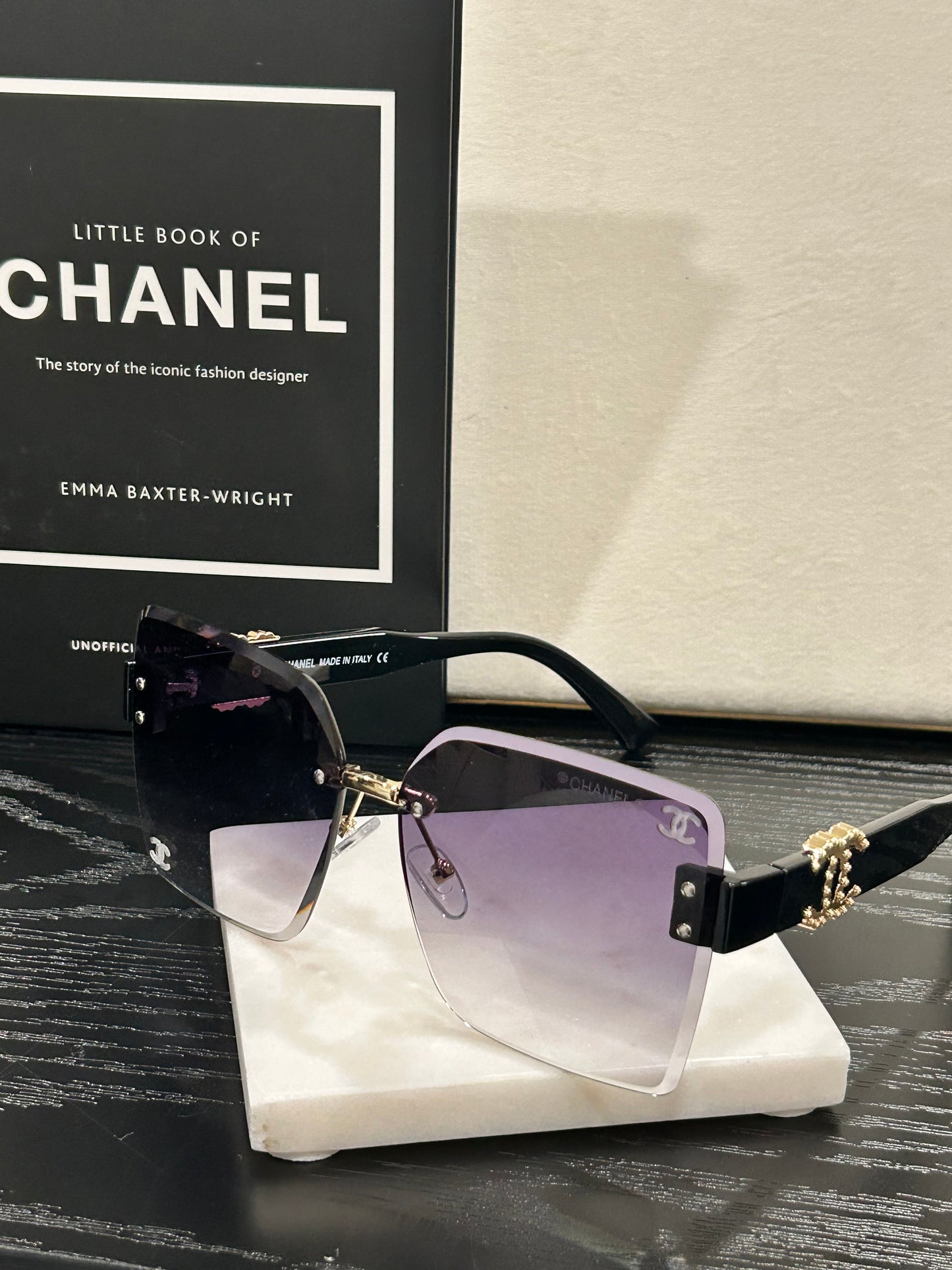 Luxury Rimless Gradient Lens Sunglasses with Embellished Temple Detail