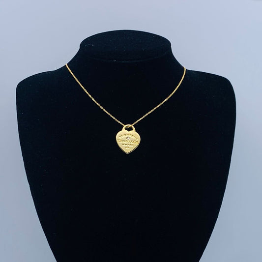 Elegant and Timeless Dainty Necklace