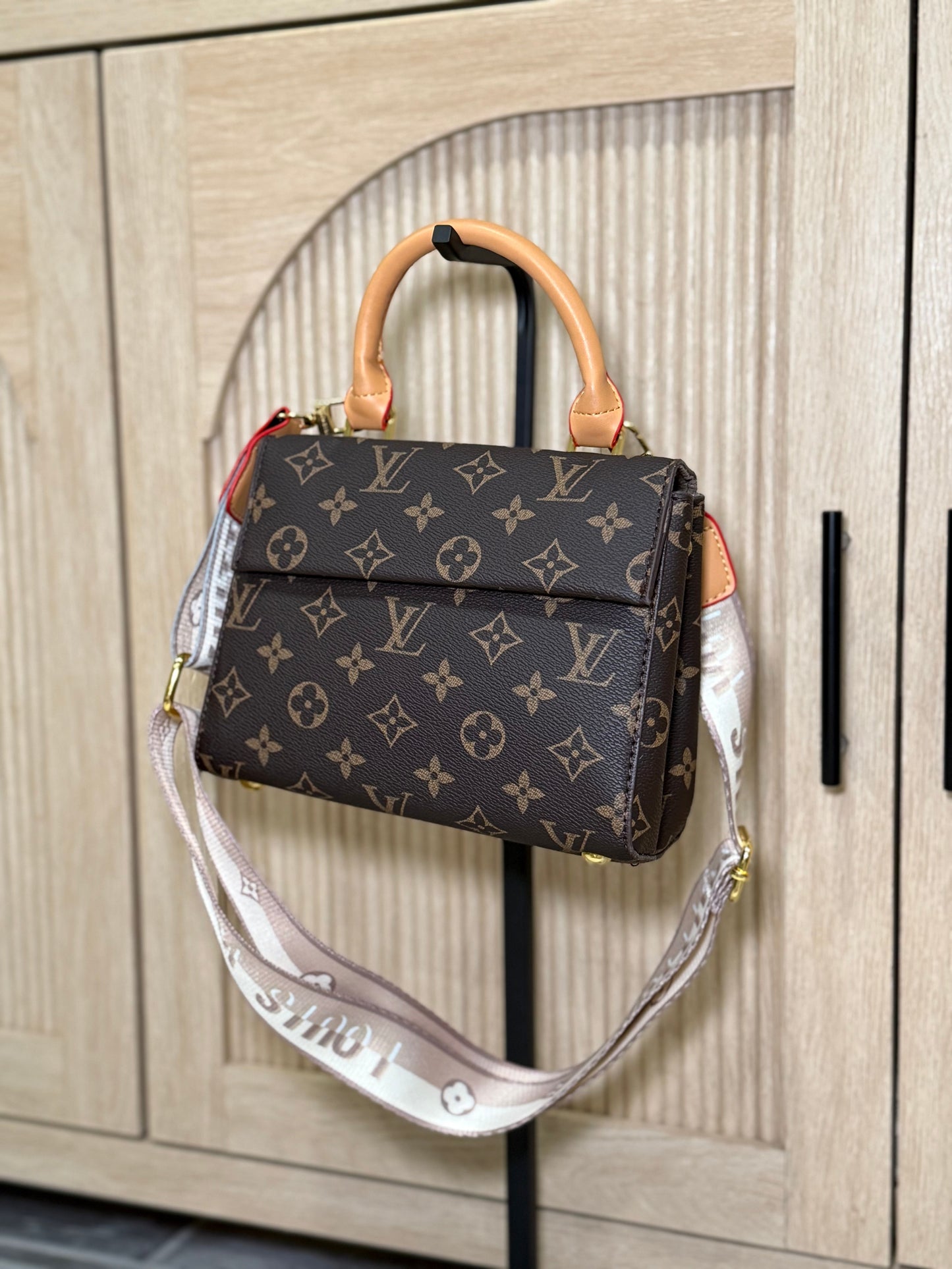 Cute and Colorful Handbag with Shoulder Strap
