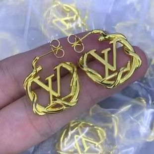 Luxurious Woven Gold-Tone Square Earrings