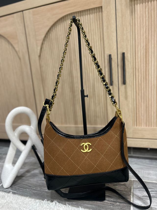 Quilted Suede and Leatherette Shoulder Bag with Chain Strap